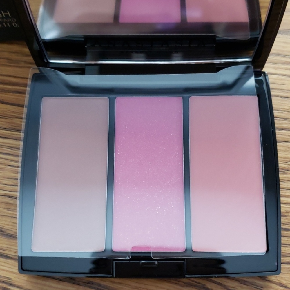 Blush Trio